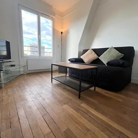 Apartment Confortable Proche Paris